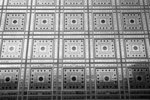 facade of jean nouvels institut du monde arabe photo herman neuckermans.ppm